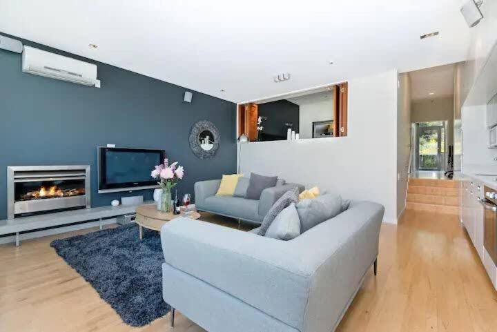 Luxury Lakeview 2 Bedroom Apartment Квінстаун Екстер'єр фото